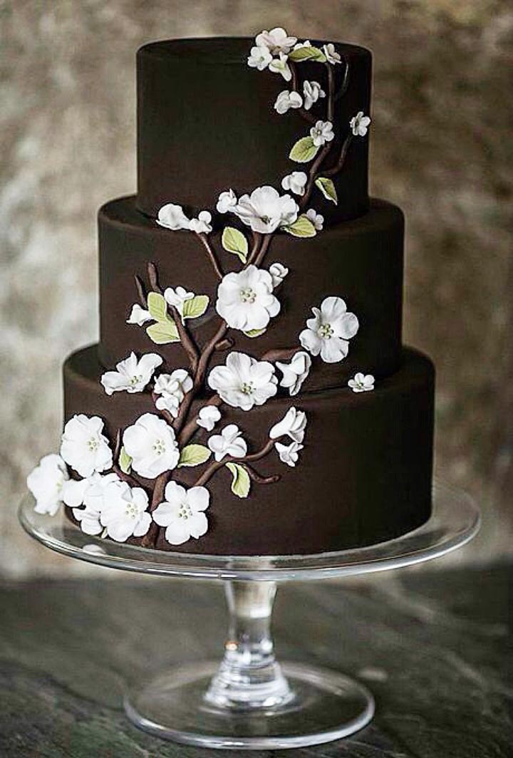 Minimalist-Sin-chocolate-cake