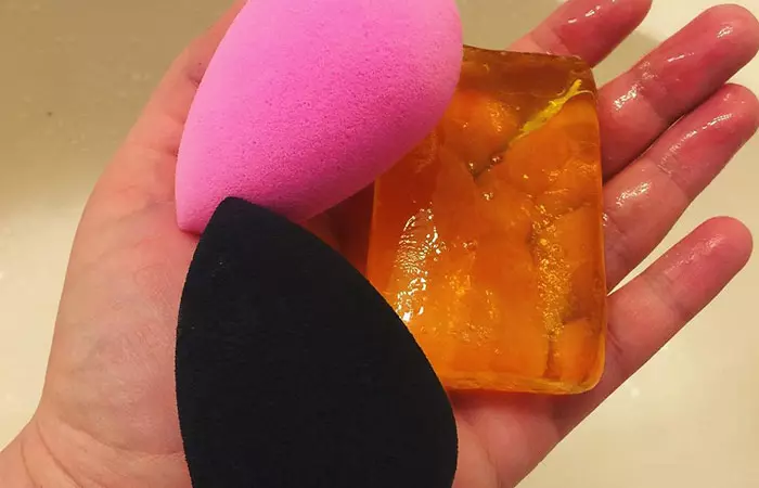 How To Deep Clean Makeup Sponges?