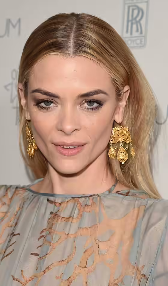 Summer Hairstyles For Long Hair - Mid Part Pulled Back Mid-Part-Pulled-Back