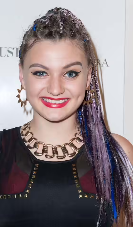 Summer Hairstyles For Long Hair - Sewed In Colours Sewed In Colours