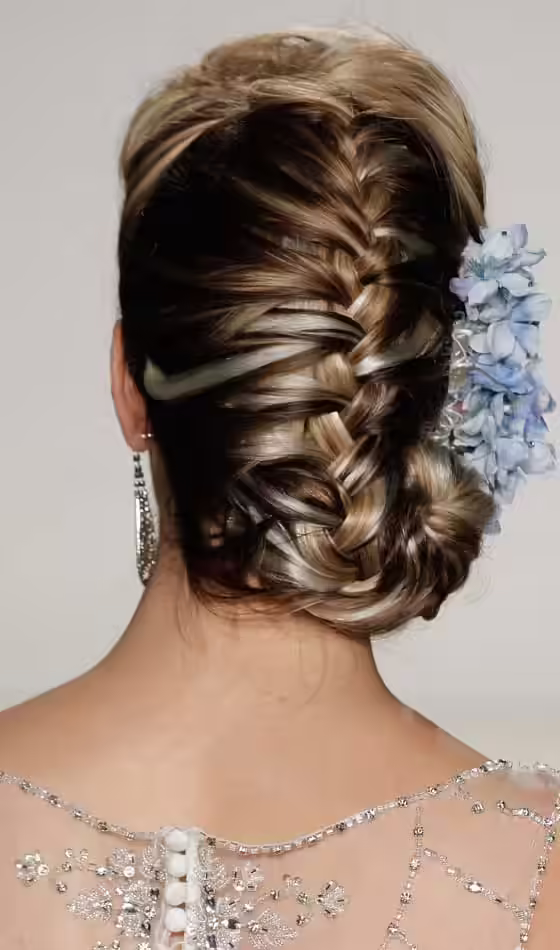 Summer Hairstyles For Long Hair - The Long Shaded Bun The Long Shaded Bun