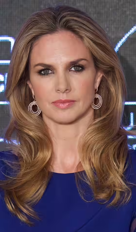Summer Hairstyles For Long Hair - Wavy Ombre Hairdo Wavy Ombre Hairdo