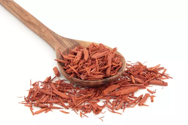 Sandalwood powder for sensitive skin