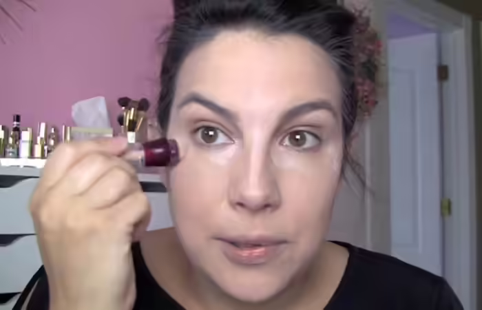 Step 3 Apply Concealer How To Hide Pimples With Makeup - Step 3 Apply Concealer