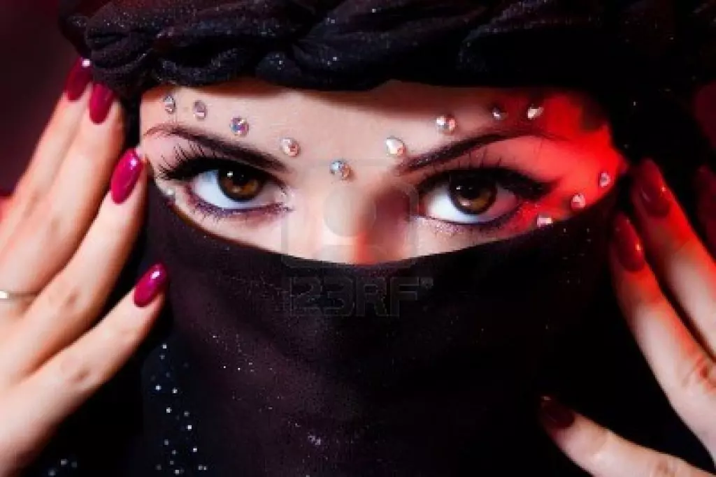 Beauty Secrets of Arabian Women 2