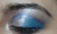 blue eye makeup tutorial4