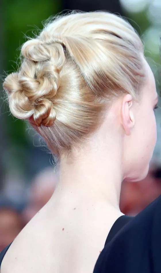 Sleeker Side Bun Chignon Bun