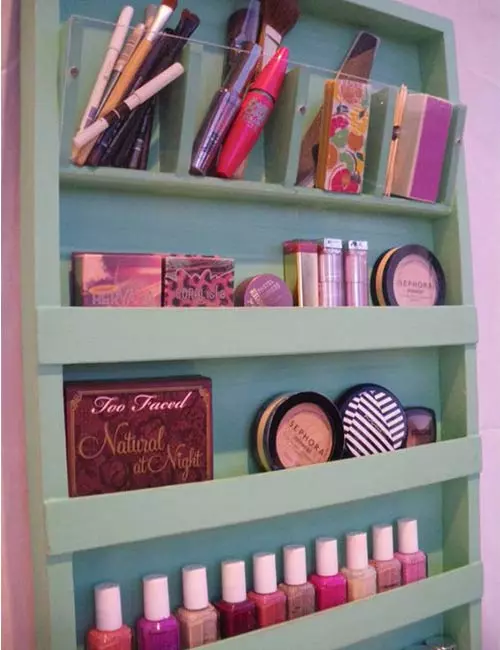 DIY Makeup Organizer And Nail Polish Rack 