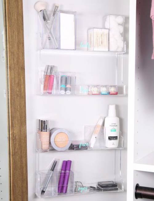 DIY Minimalist Makeup Stand