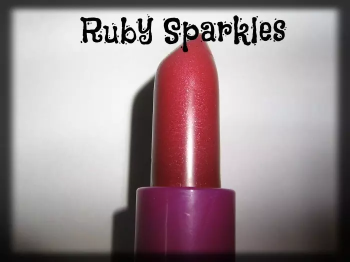 avon simply pretty Ruby sparkles lipstick