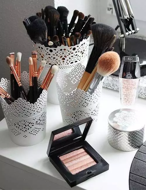 Makeup Brushes In Pretty Containers