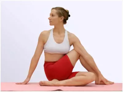 Ardha Matsyendrasana for yoga