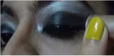 Apply Liner Apply Liner - Black Eye Makeup