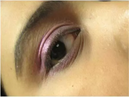 pink eye makeup looks