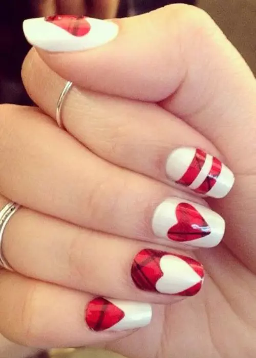 A Very Plaid Valentines Day Nail Design