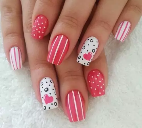 Fizzy Hearts Nail Art