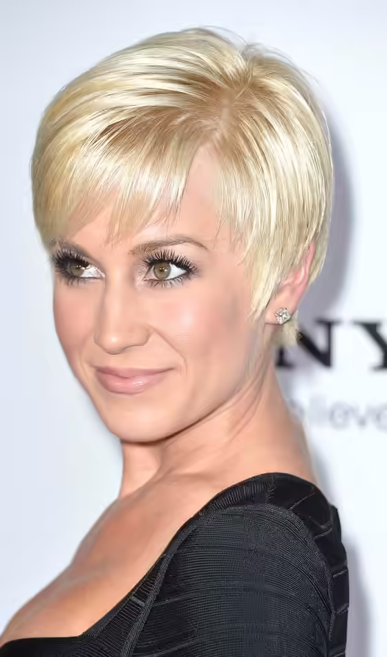 Bridal Hairstyles for Short Hair - Blonde Round Pixie Bob Blonde Round Pixie Bob
