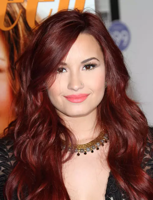 Demi Lovato’s Long Vampire