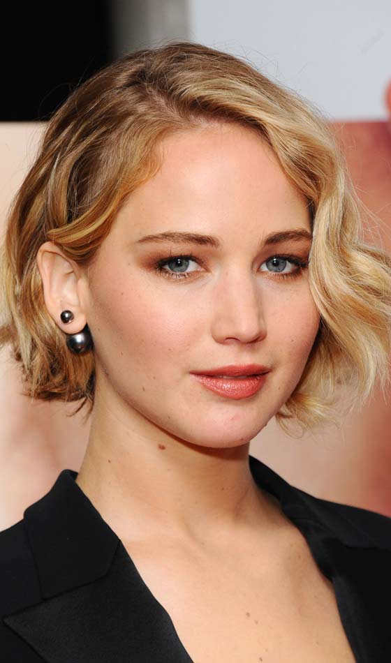  Jennifer Lawrence’s Tousled Short Bob