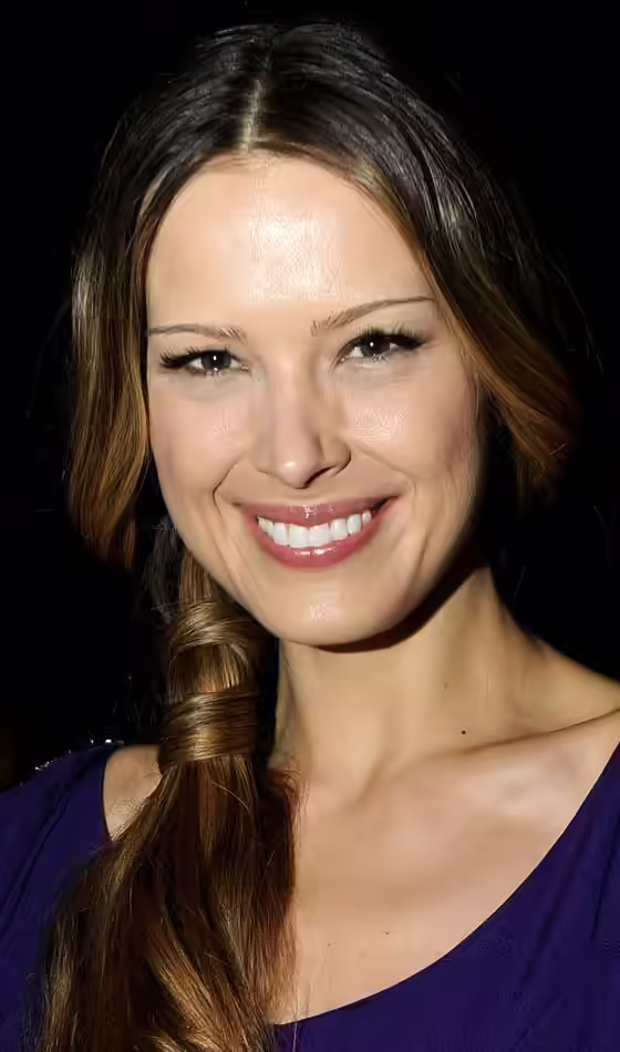 Bridal Hairstyles for Short Hair - Knotty Braid with a Wavy Knotty Braid with a Wavy