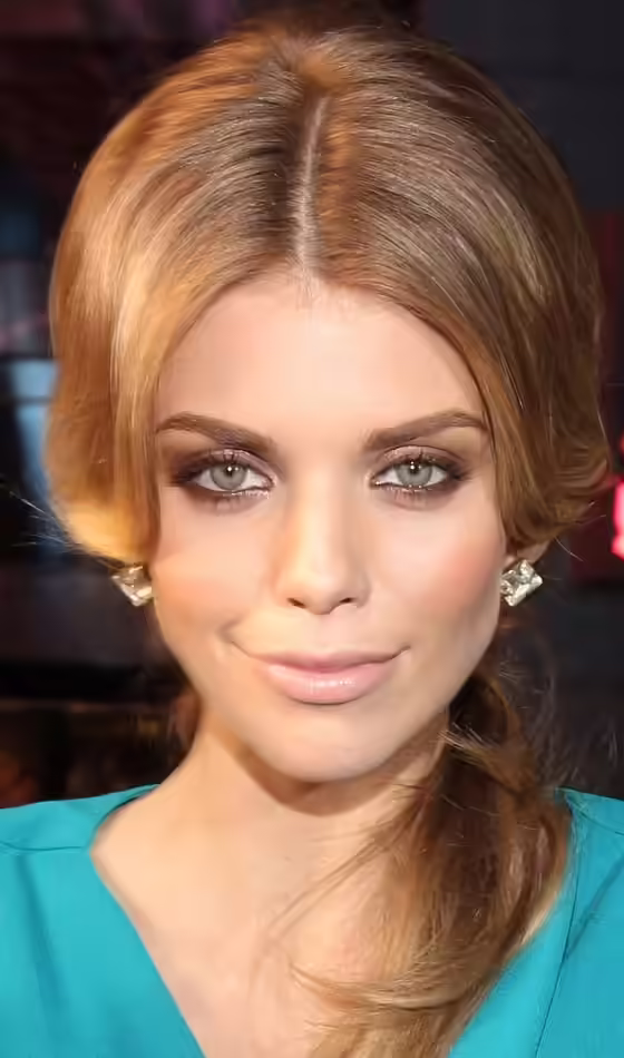 Bridal Hairstyles for Short Hair - Side Wavy Ponytail Side Wavy Ponytail