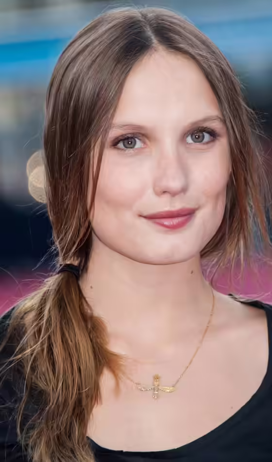 Bridal Hairstyles for Short Hair - Thin Tousled Ponytail Thin Tousled Ponytail
