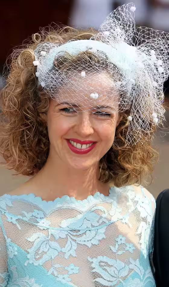 Spiral curl perm