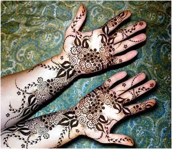 black mehndi design outlining