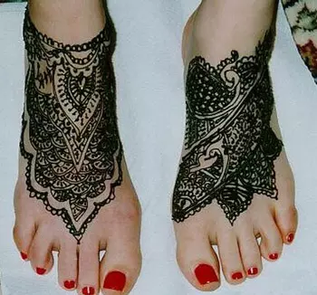 Black mehndi 