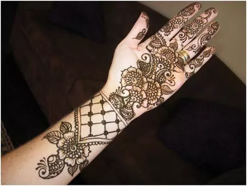 bangle style mehndi design