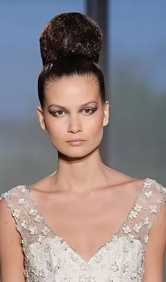 4.Bouffant-Bun