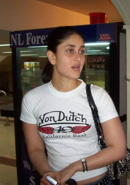 Kareena Kapoor without regular kajal and highlights