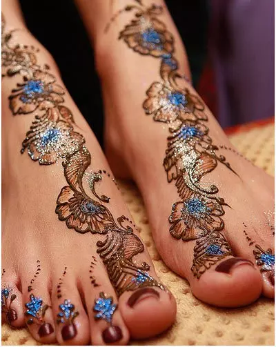 mehndi design for feet