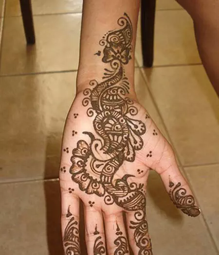 mehndi designs for hands simple