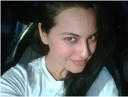 sonakshi without makeup