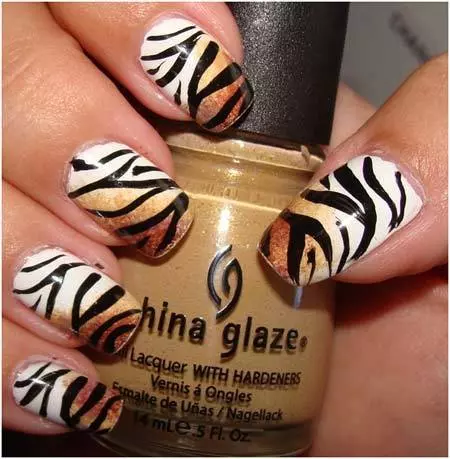 tiger nail art