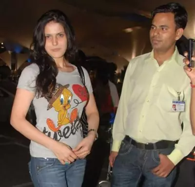 zarine khan casuals 