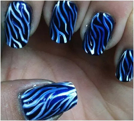 zebra stripe nails