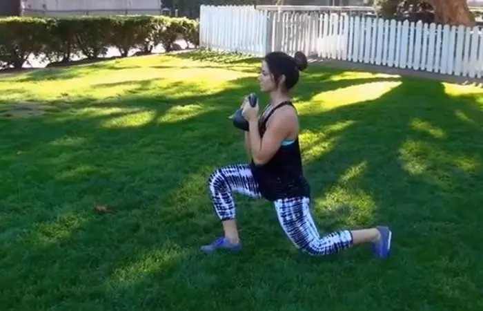 Kettlebell Exercises - Kettlebell Goblet Lunge