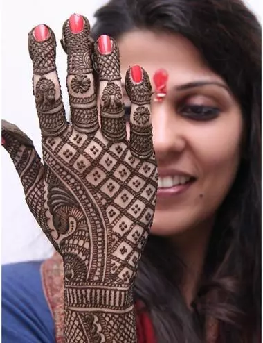 mehndi designs simple