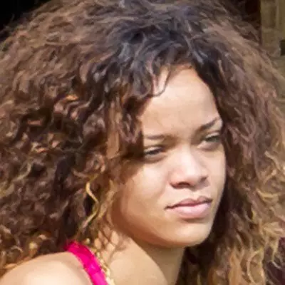 rihanna beat up again