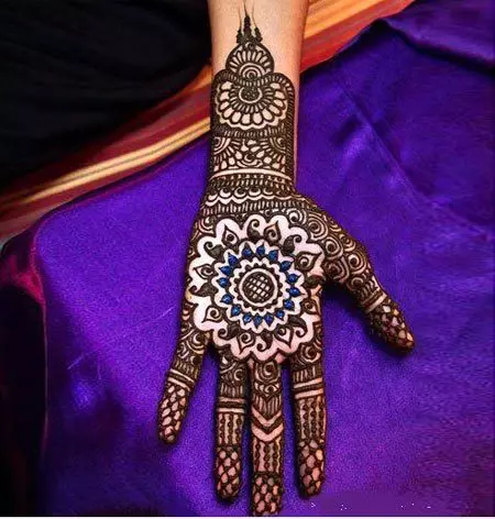 round mehndi