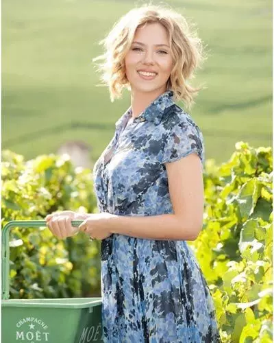 scarlett wine event 