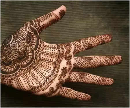 short mehndi designs