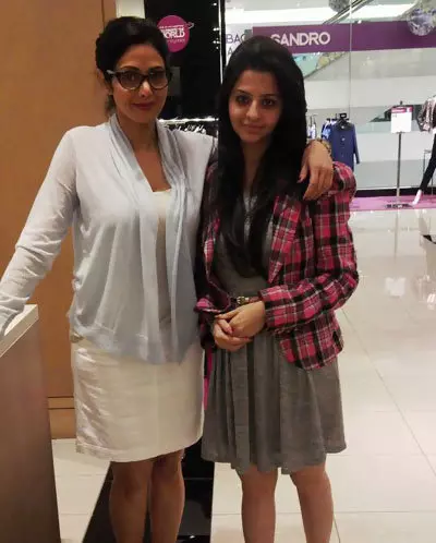 Sridevi no makeup look with Kollywood actress Vedika