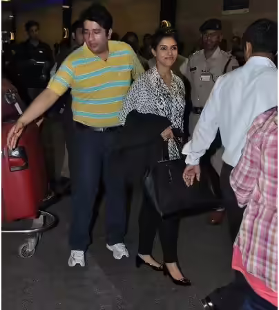 Stylish Asin without makeup Stylish Asin without makeup