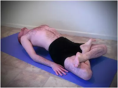 matsyasana yoga pose