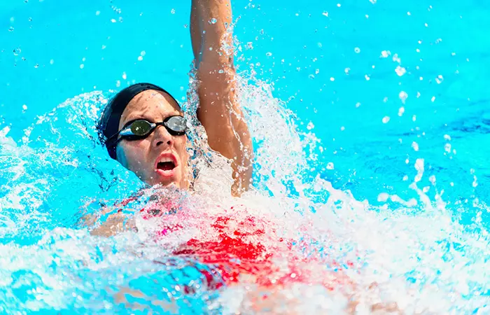 Swimming Strokes For Weight Loss - Backstroke