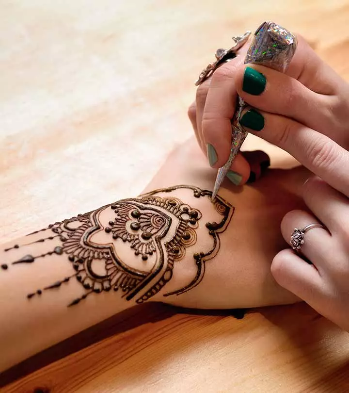 Top 10 Mehndi Artists In Bangalore_image