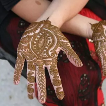 small yet beautiful mehndi design